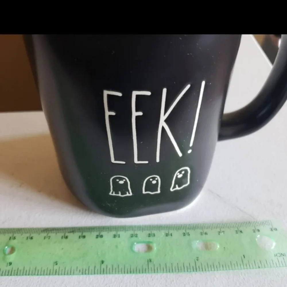 Rae Dunn Halloween Black “EEK!” Coffee Mug 